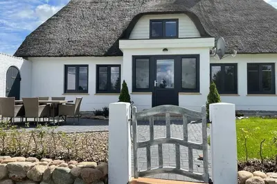 Image de Vacation apartment \"Burgerwiese\" in Brodersby-Burg, 4 persons + 1 dog