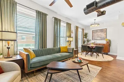 Image de Belvedere 2 - Remodeled 2 Bed Walkable to Westport!