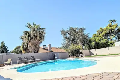 Luxury Home in Phoenix Az with private pool