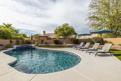 Image de Family Retreat: 5br, Heated Pool, Games & Hot Tub