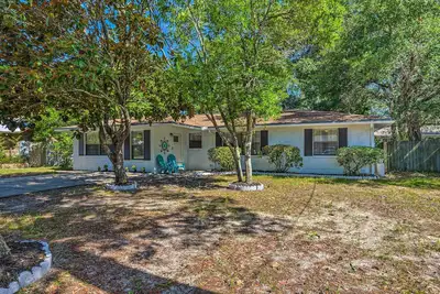 Image de Stellar Fort Walton Retreat ~ 2 Mi to Beach!