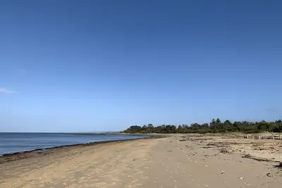 Image de Luxury house right on the beach.
