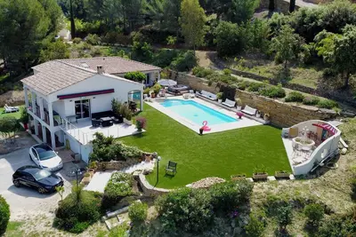 Image de Appartement 85 M2 avec piscine et spa à 3min de la mer et golf Dolce Frégate