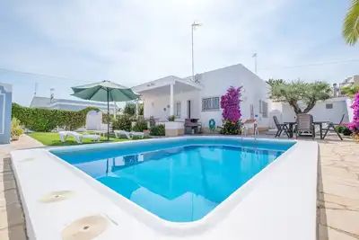 Image de Maison de vacances 'Marblau 1' près de la plage avec piscine et Wi-Fi