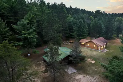 Image de Luxury Cabin with Hot Tub! On Private 10 Acres, Hiking and Atv Trails