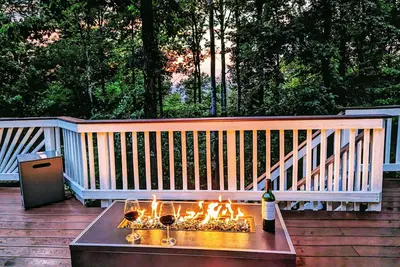 Image de Mountain Getaway - 7 beds (2 King) - Large Common Area