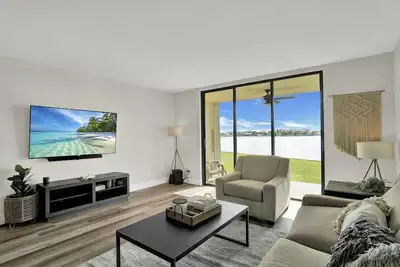 Image de Wow! Waterfront condo & Boat dock@Palm Beach