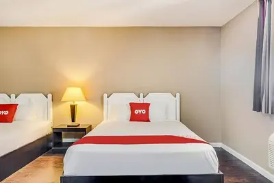 Image de Relax and Unwind! 2 Spacious Units, Free Parking, Near National Route 66 Museum