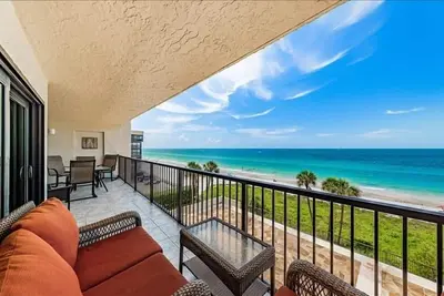 Image de Panoramic Gulf Views At Ocean Sands In Madeira Beach~ Os502