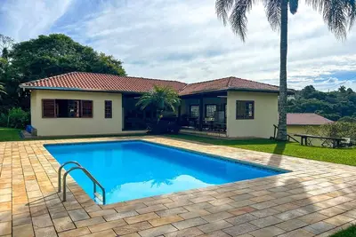 Image de Casa de campo c piscina e natureza em Mairinque\/Sp