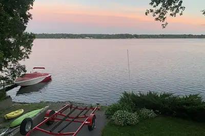 Image de Waterfront 4 Bedroom Home With Spectacular Views