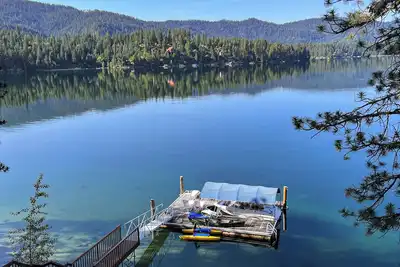 Image de Hayden Lake, Idaho, Waterfront Family Retreat - great water fun & fishing!