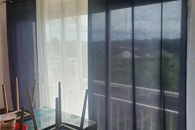 Image de Appartement calme dans résidence sécurisée.