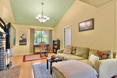 Image de 3Bd 2Bath home 5 miles to Stadium/Campus/Downtown!