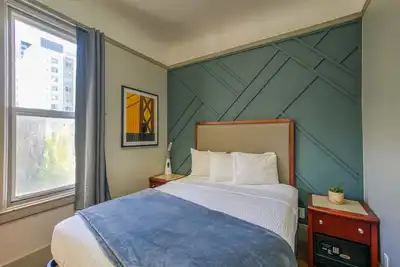 Image de Well kept Room with Nice Detailed Touches