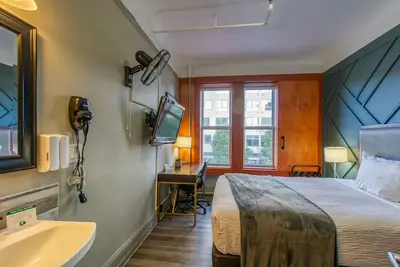 Image de Charming and Cozy Room in Downtown