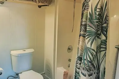 Image de Coconut Cottage 2 Bedroom on Lake Chatuge!