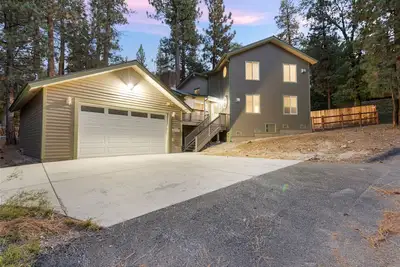 Image de Unique home+2 New Master Suites! 0. 6mi to Bear mtn