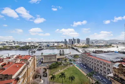 Image de Dress Circle! 2Bed/2Bath/1Car/Amazing Views ~ Cbd