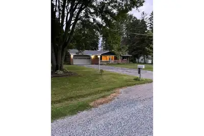 Image de Peaceful Place on Townline