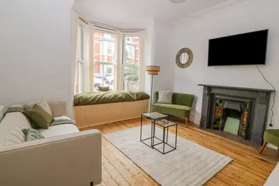 Image de The Bookcase, pet friendly, character holiday cottage in Colwyn Bay