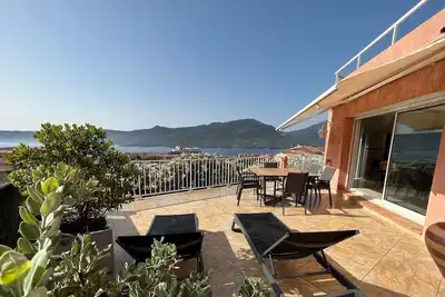 Image de Appartement vue mer, dans villa à 5 minutes de la plage