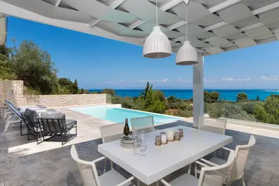 Image de Fantastic seaviews, private villa w/pool near the beach