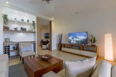 Image de Ultimate Upgraded Fishing Lodge Studio