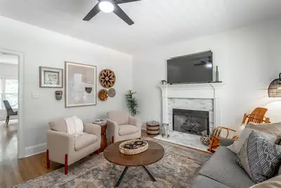 Image de Oliver`s Landing - Walk Right in North Shore!