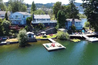 Image de The Lakehouse on Langford Lake