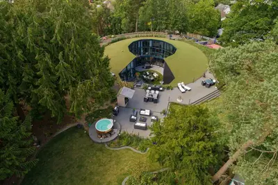 Image de Woolbrook Reservoir - An occasion home like none other, the perfect place for celebrations and out