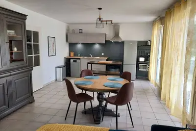 Image de Georges, un appartement au look chic rustique