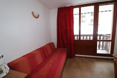 Image de 100m du centre station, 1er étage, balcon, télévision, casier à ski, 14m², Tignes