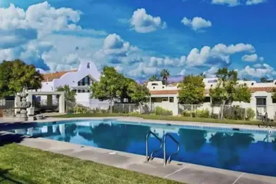 Image de Amira - Spa, Swim, Sun, Repeat!
