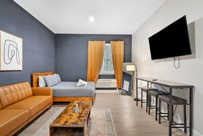 Image de 1 Bedroom Apartment at Oak + Fountain - #15