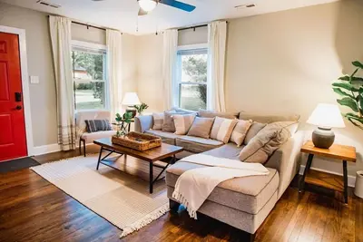 Image de Charming 3 Bedroom Home Close to Eclectic Park Circle District