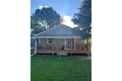 Image de Cozy 4Bedroom Home Minutes from Airport & Downtown