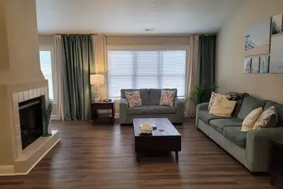 Image de Relaxing Cottage w\/community pool & boat ramp - 10 minutes to Topsail Beaches!