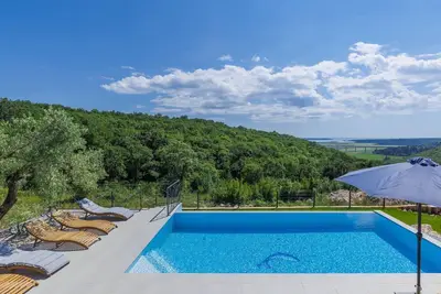 Image de Maison de vacances privée avec Wifi, climatisation, piscine privée, Tv, terrasse, parking