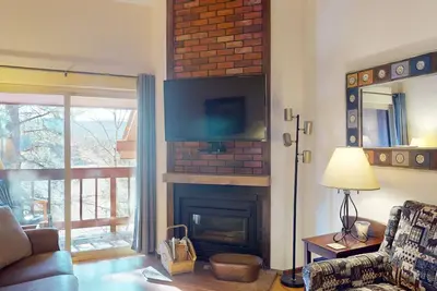 Image de Pet Friendly | Close to Lifts | Fireplace | Charming | Angel Fire Chalet 52