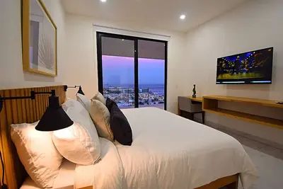 Image de Luxury 2 Bed @Heart of Cabo OceanView Pedregal 802