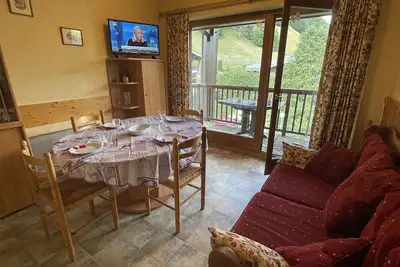 Image de Appartement lumineux avec mezzanine Ă Praz-sur-Arly, parking, Ă 400m du lac - 4 pers.
