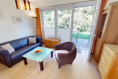 Image de Vacation home for 4 people near the beach with fenced garden and fireplace
