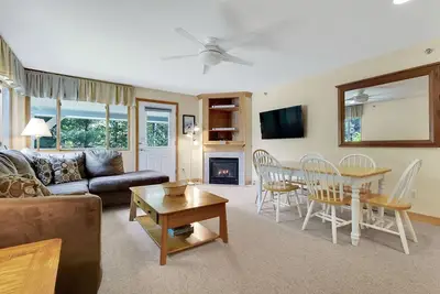 Image de Brookside I B-405 | 2 Bed, 1 Bath