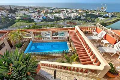 Image de Maison de vacances Petite Paradise avec vue sur la mer, piscine et Wi-Fi