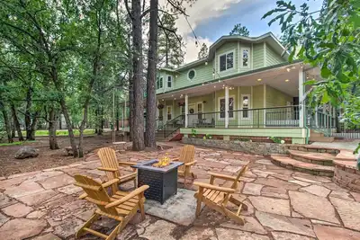 Image de 2 Mi to Lake: Marvelous Pinetop Home w\/ Fireplaces