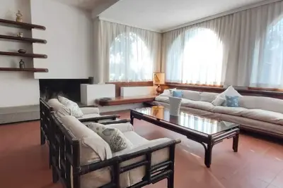 Image de Beautiful villa with park 900 meters from the sea!