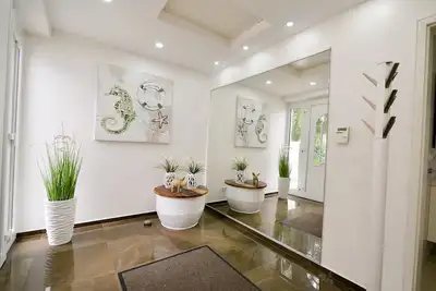 Image de He06 Modern design apartment with terrace in detached house