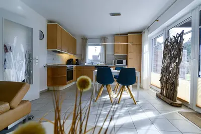 Image de Hb11 - Holiday apartment Cuxhaven-Sahlenburg with south-facing terrace near the North Sea