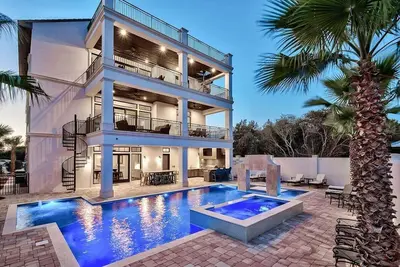 Image de A Shore Thing|Easy Beach Access|Large Resort-Style Private Pool with Gulf Views
